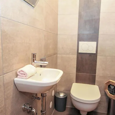 Melissa Apartment Zellberg