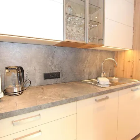 Melissa Apartment *